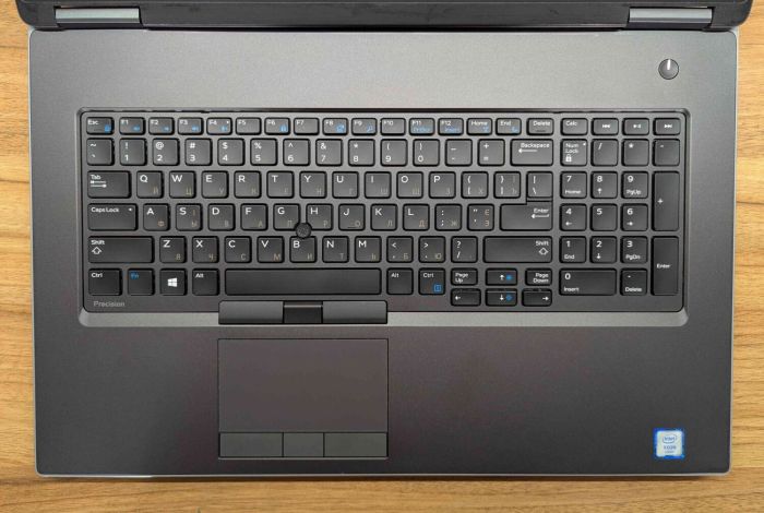 Мобільна робоча станція Dell Precision 7740 / 17.3" (1920x1080) IPS / Intel Xeon E-2276M (6 (12) ядер по 2.8 - 4.7 GHz) / 64 GB DDR4 / 512 GB SSD + 512 GB SSD / nVidia Quadro RTX 4000, 8 GB GDDR6, 256-bit / WebCam / Windows 10 б/в - зображення 3