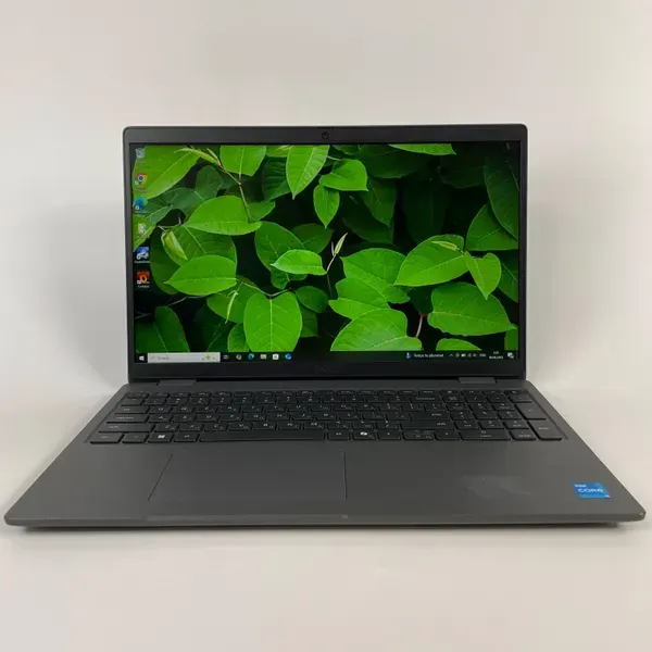 Ноутбук Dell Latitude 3550 / 15.6" (1920x1080) IPS / Intel Core i3-1315U (6 (8) ядер по 3.3 - 4.5 GHz) / 8 GB DDR5 / 256 GB SSD / Intel UHD Graphics / WebCam / HDMI б/в - зображення 2