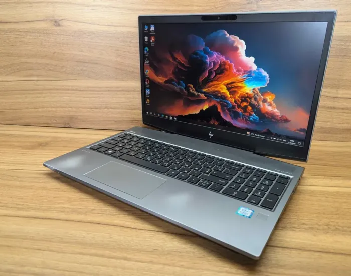 Мобільна робоча станція HP zBook 15v G5 / 15.6" (1920x1080) IPS / Intel Core i7-8750H (6 (12) ядер по 2.2 - 4.1 GHz) / 16 GB DDR4 / 512 GB SSD / nVidia Quadro P600, 4 GB GDDR5, 128-bit / WebCam / TouchID / Windows 10 б/в - зображення 5