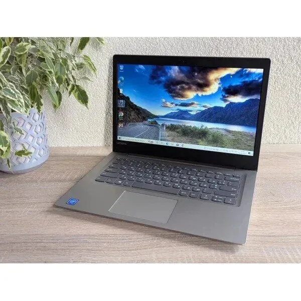 Ноутбук Lenovo Ideapad S130-14IGM / 14" (1920x1080) TN / Intel Celeron N4000 (2 ядра по 1.1 - 2.6 GHz) / 4 GB DDR4 / 64 GB SSD / Intel UHD Graphics 600 / WebCam б/в - зображення 4