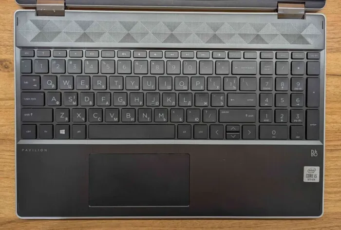 Ноутбук-трансформер HP Pavilion x360 15-dg1052nr / 15.6" (1920x1080) IPS Touch / Intel Core i5-10210U (4 (8) ядра по 1.6 - 4.2 GHz) / 16 GB DDR4 / 512 GB SSD / Intel UHD Graphics / WebCam / Windows 10 б/в - зображення 3