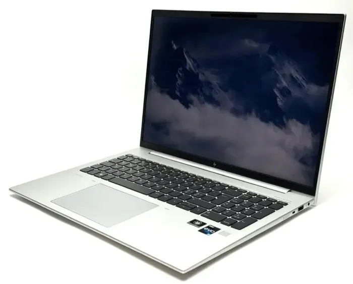 Ультрабук HP EliteBook 860 G9 / 16" (1920x1200) IPS / Intel Core i5-1235U (10 (12) ядер по 3.3 - 4.4 GHz) / 16 GB DDR5 / 256 GB SSD / Intel Iris Xe Graphics / WebCam / Win 11 б/в - зображення 5