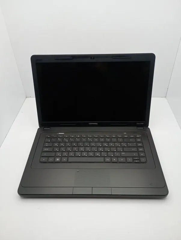 Ноутбук HP Compag CQ57 / 15.6" (1366x768) TN / Intel Core i3-2330M (2 (4) ядра по 2.2 GHz) / 6 GB DDR3 / 500 GB HDD / Intel HD Graphics 3000 / WebCam б/в - зображення 2