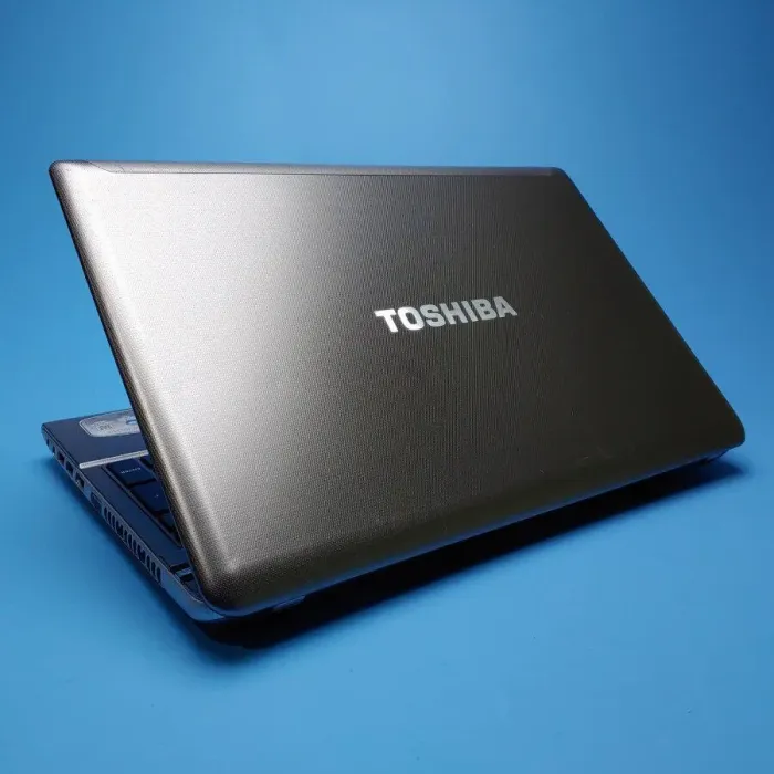 Ноутбук Б-клас Toshiba Satellite P855-S5312 / 15.6" (1366x768) TN / Intel Core i5-3210M (2 (4) ядра по 2.5 - 3.1 GHz) / 8 GB DDR3 / 240 GB SSD / Intel HD Graphics 4000 / WebCam / DVD-ROM / Win 10 Home б/в - зображення 7