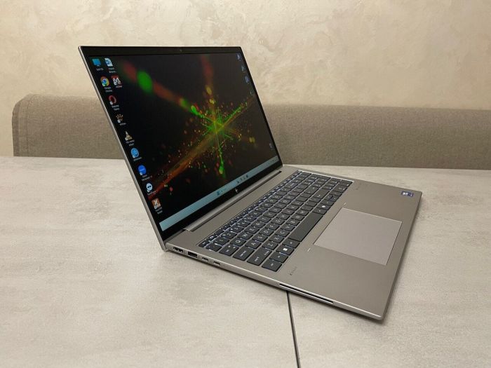 Мобільна робоча станція HP ZBook Firefly 16 G11 / 16" (1920x1200) IPS / Intel Core Ultra 7 155H (16 (22) ядер по 1,4 - 4,8 ГГц) / 16 ГБ DDR5 / 512 ГБ SSD M.2 / Intel Arc Graphics / Сканер відбитків пальців / Веб-камера б/в - зображення 5