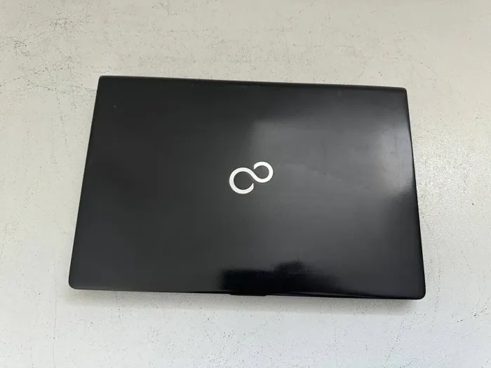 Ультрабук Б-класс Fujitsu LifeBook S936 / 13.3" (1920x1080) TN / Intel Core i7-6600U (2 (4) ядра по 2.6 - 3.4 GHz) / 8 GB DDR4 / 128 GB SSD / Intel HD Graphics 520 / WebCam / VGA б/в - зображення 8