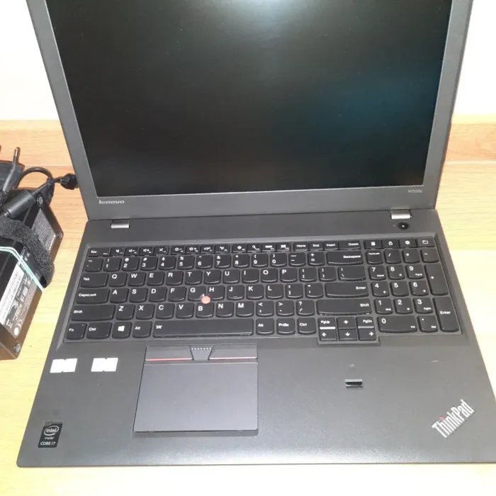 Роб. станція Lenovo ThinkPad W550s / 15.6" TN / Core i7-5500U (2(4) ядра по 2.4-3GHz) / 8GB DDR3 / 256GB SSD / Quadro K620M, 2GB/ WebCam / Дві батареї б/в - зображення 2