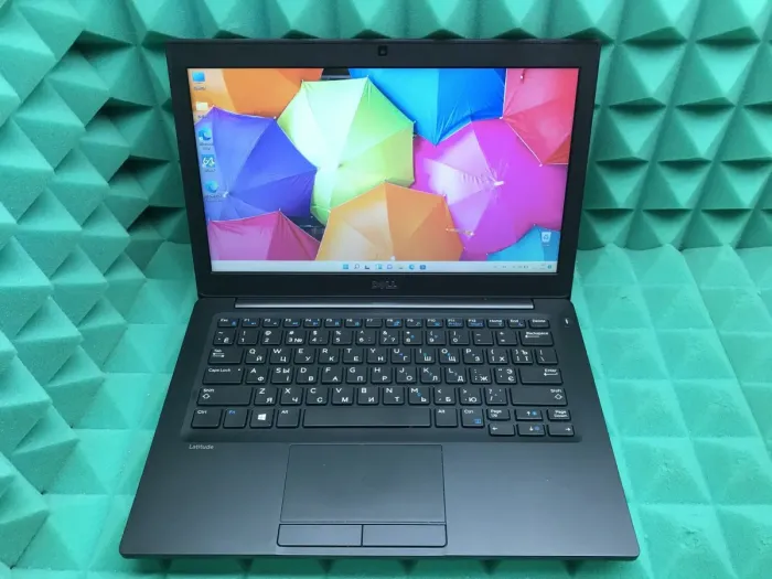 Нетбук Dell Latitude 7280 / 12.5" (1366x768) TN / Intel Core i5-6300U (2 (4) ядра по 2.4 - 3.0 GHz) / 8 GB DDR4 / 250 GB SSD / Intel HD Graphics 520 / WebCam / HDMI / Windows 10 б/в - зображення 2