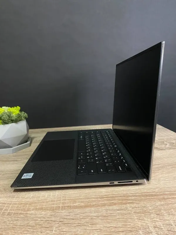 Мобільна робоча станція Dell Precision 5550 / 15.6" (1920x1080) IPS / Intel Core i7-10850H (6 (12) ядер по 2.7 - 5.1 GHz) / 16 GB DDR4 / 512 GB SSD M.2 / nVidia Quadro T1000, 4 GB GDDR5, 128-bit / WebCam / Win 10 б/в - зображення 5