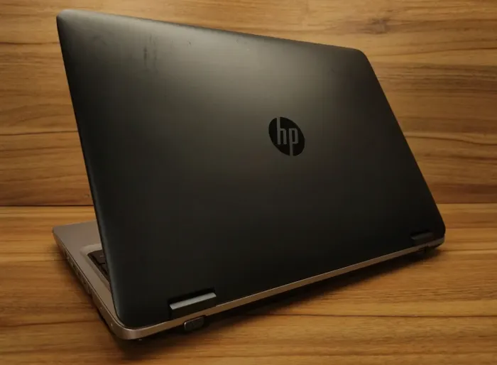 Ноутбук HP ProBook 650 G2 / 15.6" (1920x1080) TN / Intel Core i5-6200U (2 (4) ядра по 2.3 - 2.8 GHz) / 8 GB DDR4 / 256 GB SSD / Intel HD Graphics 520 / WebCam / Fingerprint / Windows 10 б/в - зображення 6