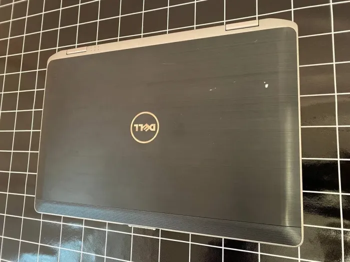 Ноутбук Б-клас Dell Latitude E6430 / 14" (1366x768) TN / Intel Core i5-3210M (2 (4) ядра по 2.5 - 3.1 GHz) / 8 GB DDR3 / 500 GB HDD / Intel HD Graphics 4000 / DVD-RW / HDMI б/в - зображення 7