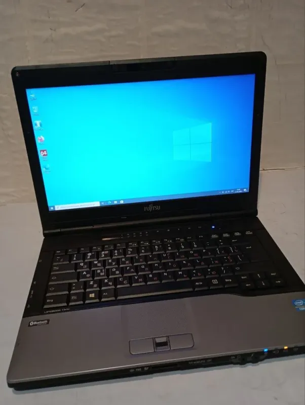 Ноутбук Б-клас Fujitsu LifeBook S782 / 14" (1600x900) TN / Intel Core i5-3230M (2 (4) ядра по 2.6 - 3.2 GHz) / 8 GB DDR3 / 120 GB SSD / Intel HD Graphics 4000 / WebCam / DVD-ROM б/в - зображення 2
