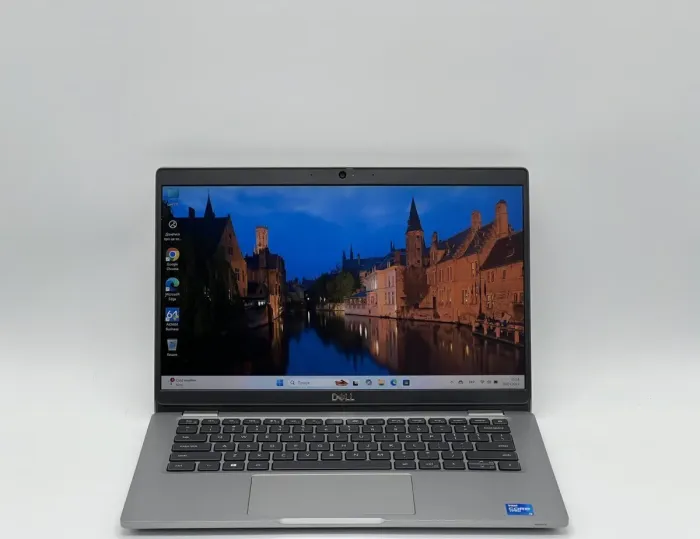 Ультрабук Dell Latitude 5320 / 13.3" (1920x1080) IPS / Intel Core i5-1145G7 (4 (8) ядра по 2.6 - 4.4 GHz) / 8 GB DDR4 / 240 GB SSD / Intel Iris Xe Graphics / WebCam б/в - зображення 2