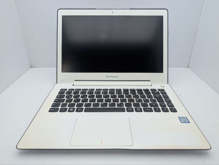 Ноутбук Б-клас Lenovo IdeaPad 500S-13ISK / 13.3" (1920x1080) IPS / Intel Core i3-6100U (2 (4) ядра по 2.3 GHz) / 8 GB DDR3 / 240 GB SSD / Intel HD Graphics 520 / WebCam б/в - изображение 3