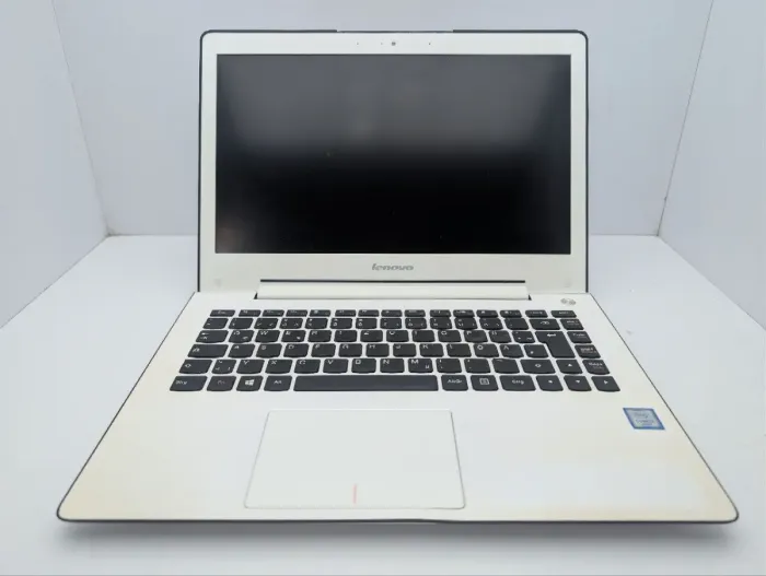 Ноутбук Б-клас Lenovo IdeaPad 500S-13ISK / 13.3" (1920x1080) IPS / Intel Core i3-6100U (2 (4) ядра по 2.3 GHz) / 8 GB DDR3 / 240 GB SSD / Intel HD Graphics 520 / WebCam б/в - зображення 3