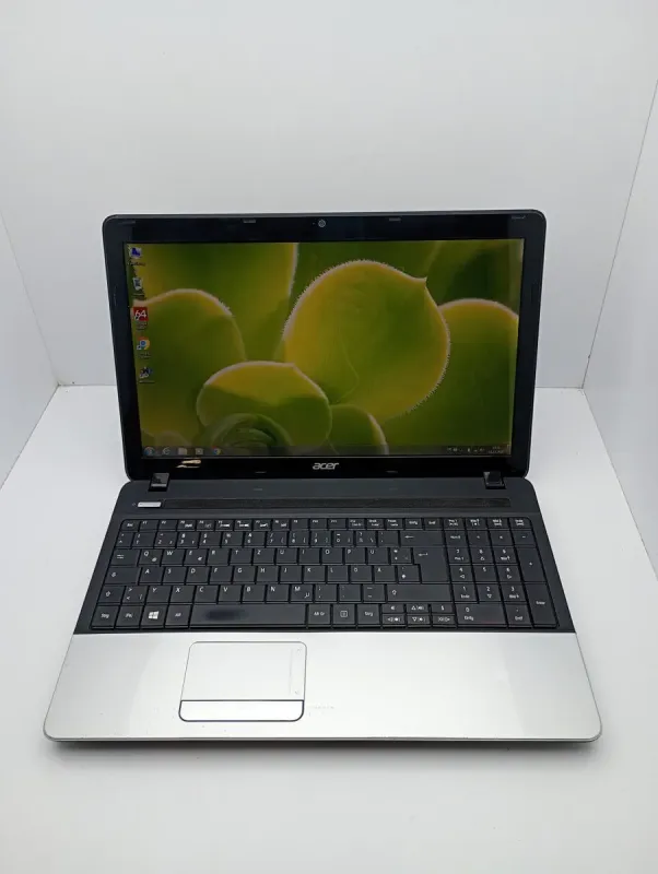 Ноутбук Acer Aspire E1-531 / 15.6" (1366x768) TN / Intel Pentium 2020M (2 ядра по 2.4 GHz) / 8 GB DDR3 / 320 GB HDD / Intel HD Graphics 2500 / WebCam б/в - зображення 7