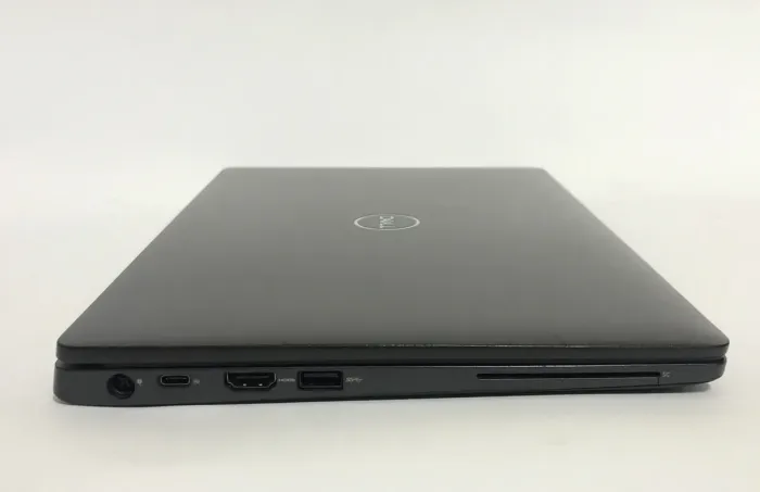 Ультрабук Б-клас Dell Latitude 5300 / 13.3" (1920x1080) IPS / Intel Core i5-8365U (4 (8) ядра по 1.6 - 4.1 GHz) / 8 GB DDR4 / 256 GB SSD / Intel UHD Graphics / WebCam / Win 10 Pro б/в - зображення 4