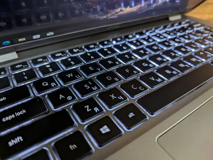 Ультрабук Б-клас Dell Latitude 5420 / 14" (1920x1080) IPS / Intel Core i7-1165G7 (4 (8) ядра по 2.8 - 4.7 GHz) / 16 GB DDR4 / 512 GB SSD / Intel Iris Xe Graphics / WebCam / Windows 10 б/в - зображення 7