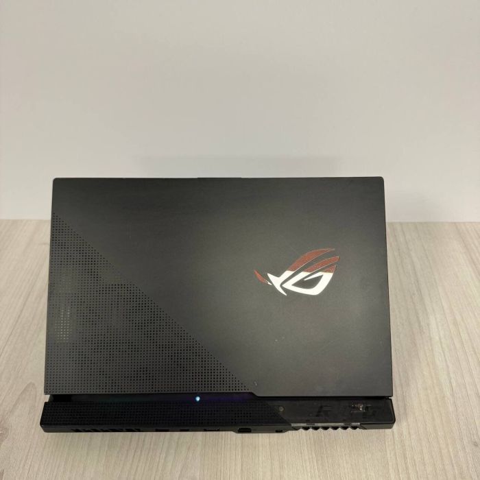 Ігровий ноутбук Б-класу Asus ROG Strix Scar G533QR / 15.6" (1920x1080) IPS / AMD Ryzen 9 5900HX (8 (16) ядер по 3.3 - 4.6 GHz) / 16 GB DDR4 / 512 GB SSD NVMe / nVidia GeForce RTX 3070, 8 GB GDDR6, 256-bit б/в - зображення 3