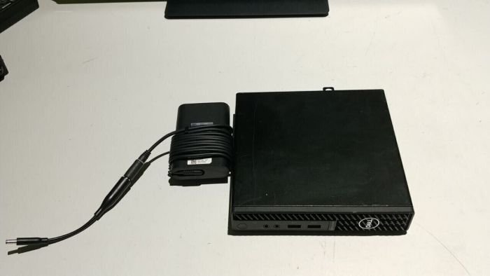 Неттоп Dell Optiplex 3080 Micro USFF / Intel Core i5-10500T (6 (12) ядер по 2.3 - 3.8 GHz) / 16 GB DDR4 / 256 GB SSD / Intel UHD Graphics 630 б/в - зображення 2