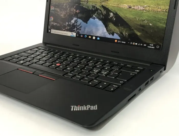 Ноутбук Б-клас Lenovo ThinkPad E470 / 14" (1920x1080) TN / Intel Core i7-7500U (2 (4) ядра по 2.7 - 3.5 GHz) / 16 GB DDR4 / 256 GB SSD / nVidia GeForce 940MX, 2 GB GDDR5, 64-bit / WebCam / Win 10 Pro б/в - зображення 9