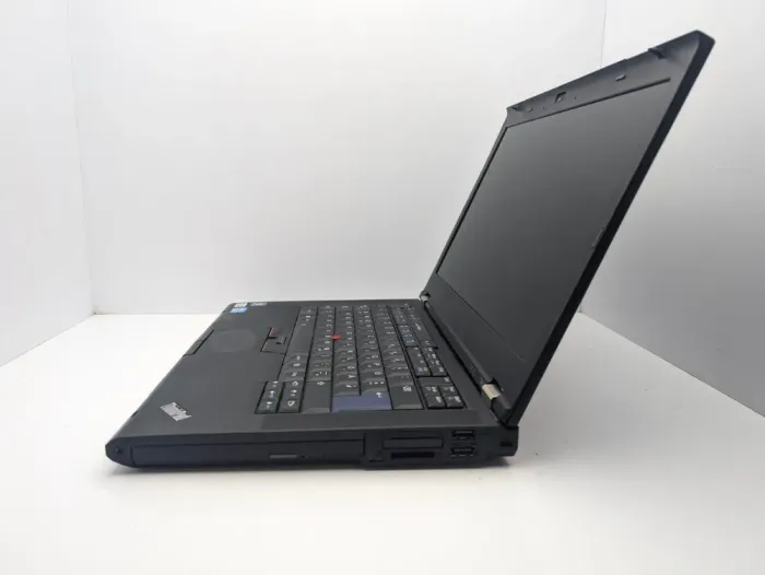 Ноутбук Lenovo ThinkPad T420 / 14" (1366x768) TN / Intel Core i5-2520M (2 (4) ядра по 2.5 - 3.2 GHz) / 6 GB DDR3 / 240 GB SSD / Intel HD Graphics 3000 / WebCam б/в - зображення 6