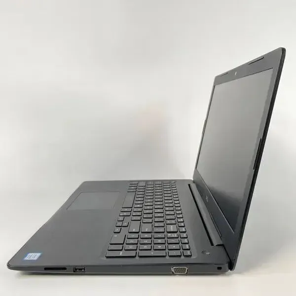 Ноутбук Dell Latitude 3590 / 15.6" (1920x1080) TN / Intel Core i5-8250U (4 (8) ядра по 1.6 - 3.4 GHz) / 16 GB DDR4 / 256 GB SSD / Intel UHD Graphics 620 / WebCam / HDMI б/в - зображення 5