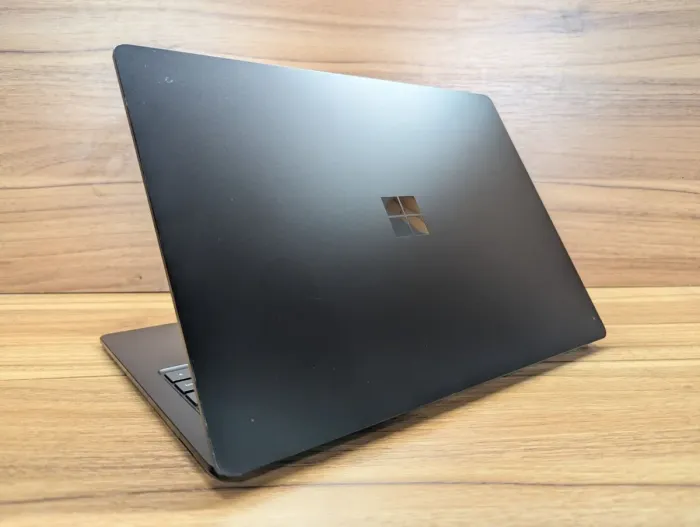 Ультрабук Б-клас Microsoft Surface Book 3 / 13.3" (2256x1504) IPS Touch / Intel Core i7-1065G7 (4 (8) ядра по 1.3 - 3.9 GHz) / 16 GB DDR4 / 256 GB SSD / Intel Iris Plus Graphics / WebCam / Windows 11 б/в - зображення 6