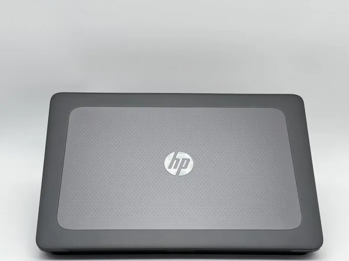Мобільна робоча станція HP Zbook 15 G3 / 15.6" (1920x1080) TN / Intel Xeon E3-1505M v5 (4 (8) ядра по 2.8 - 3.7 GHz) / 32 GB DDR4 / 480 GB SSD / nVidia Quadro M1000M, 2 GB GDDR5, 128-bit / WebCam б/в - зображення 5