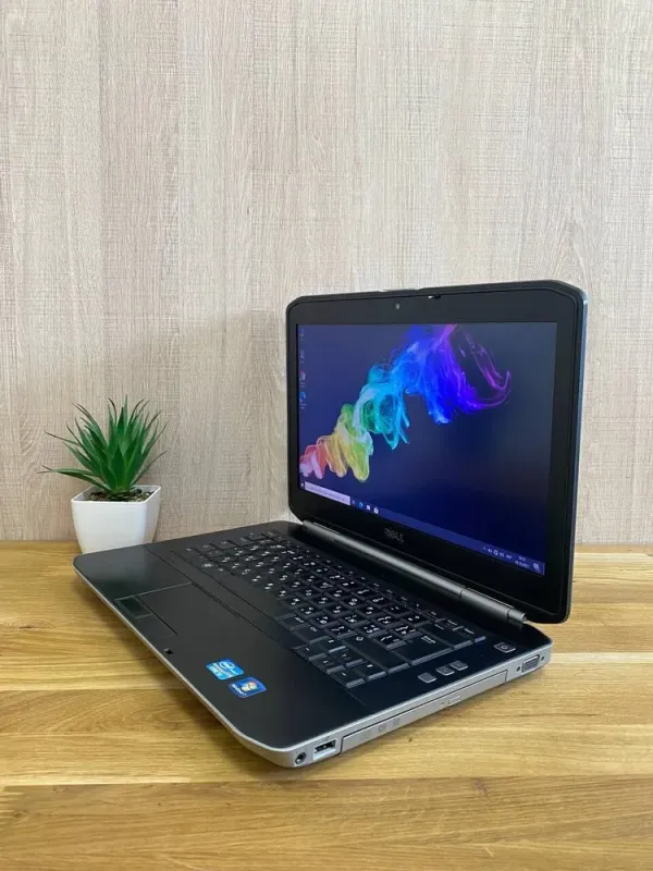 Ноутбук Dell Latitude E6430 / 14" (1366x768) TN / Intel Core i7-3540M (2 (4) ядра по 3.0 - 3.7 GHz) / 8 GB DDR3 / 128 GB SSD / Intel HD Graphics 4000 / WebCam / VGA б/в - зображення 2