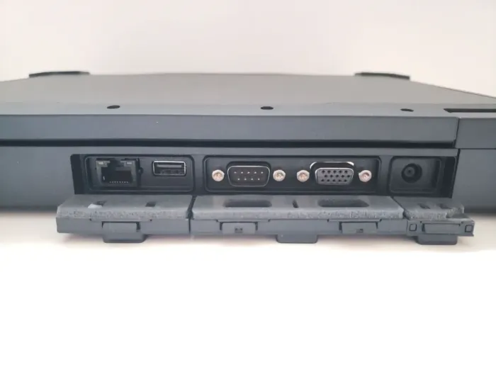 Захищений ноутбук-трансформер Dell Latitude 12 Rugged Extreme 7204 / 11.6" (1366x768) IPS Touch / Intel Core i5-4310U (2 (4) ядра по 2.0 - 3.0 GHz) / 8 GB DDR3 / 512 GB SSD / Intel HD Graphics 4400 / WebCam / 4G б/в - зображення 9