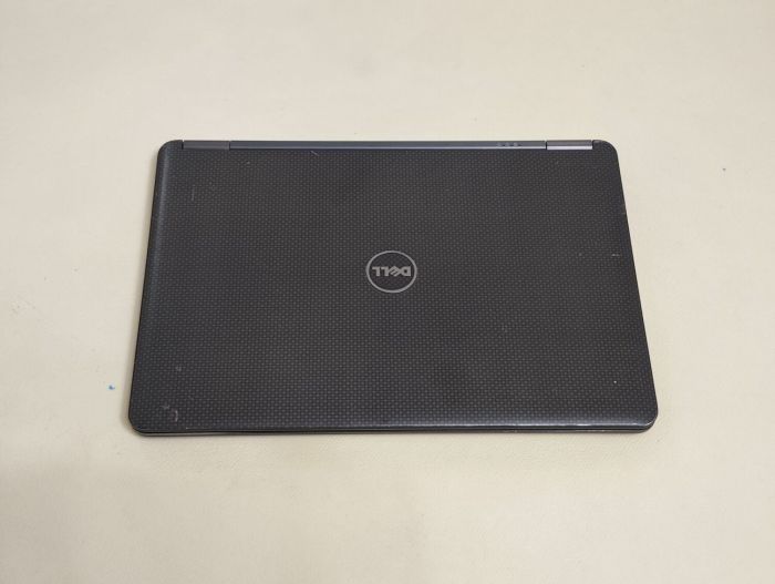 Ноутбук Dell Latitude E7440 / 14" (1920x1080) IPS Touch / Intel Core i7-4600U (2 (4) ядра по 2.1 - 3.3 GHz) / 8 GB DDR3 / 256 GB SSD / Intel HD Graphics 4400 / WebCam б/в - изображение 7