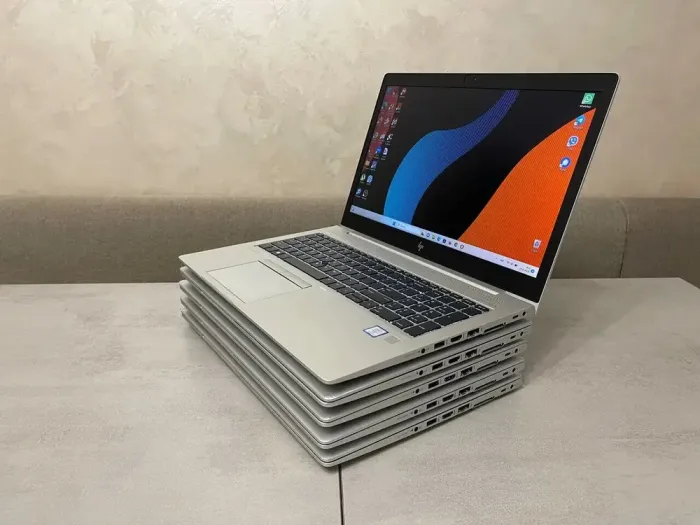 Ігровий ноутбук Б-клас HP EliteBook 850 G5 / 15.6" (1920x1080) IPS / Intel Core i7-8650U (4 (8) ядра по 1.9 - 4.2 GHz) / 16 GB DDR4 / 256 GB SSD M.2 / AMD Radeon RX 540, 2 GB GDDR5, 128-bit / WebCam / USB 3.1 / HDMI б/в - зображення 4