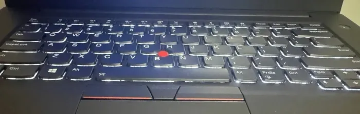 Мобільна робоча станція Lenovo ThinkPad P1 Gen1 / 15.6" (3840x2160) IPS / Intel Xeon E-2176M (6 (12) ядер по 2,7 - 4,4 ГГц) / 32 ГБ DDR4 / 512 ГБ SSD / nVidia Quadro P2000, 4 ГБ GDDR5, 128-біт / WebCam б/в - зображення 12