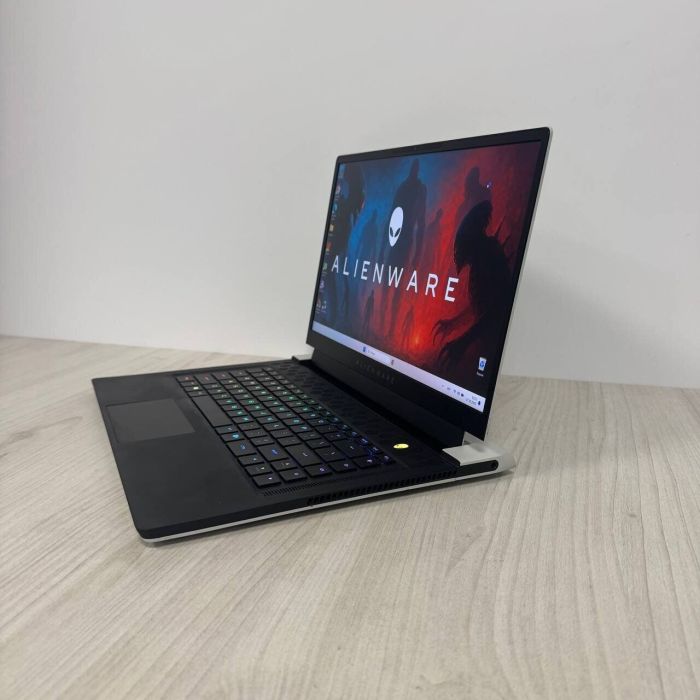Ігровий ноутбук Б-класу Dell Alienware X15 R1 White / 15.6" (1920x1080) IPS / Intel Core i7-11800H (8 (16) ядер по 2.3 - 4.6 GHz) / 16 GB DDR4 / 512 GB SSD NVMe / nVidia GeForce RTX 3070, 8 GB GDDR6, 256-bit / WebCam б/в - зображення 5