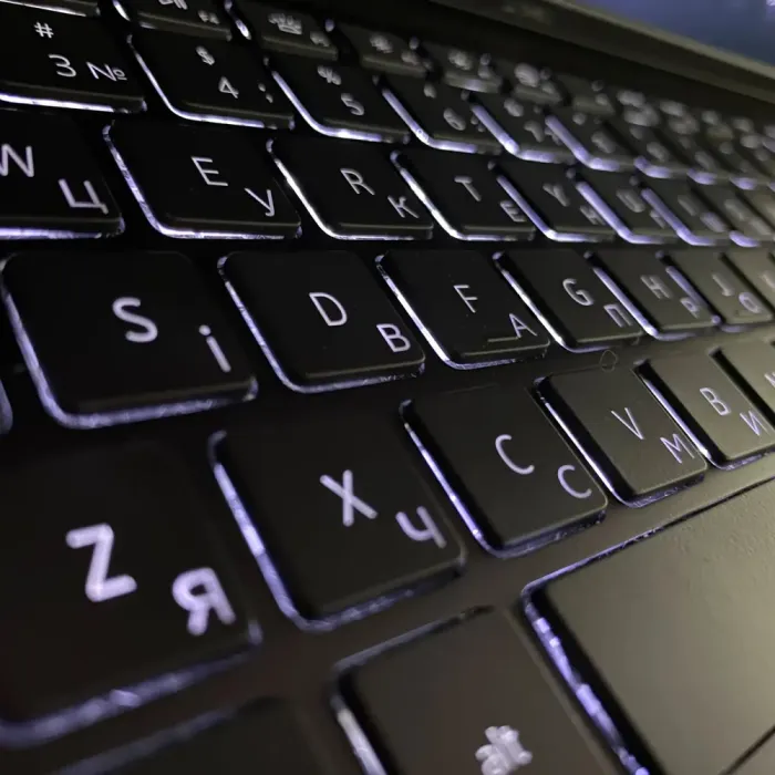 Ігровий ноутбук Б-класу Dell Vostro 7500 / 15,6" (1920x1080) IPS / Intel Core i7-10750H (6 (12) ядер по 2,6 - 5,0 ГГц) / 16 ГБ DDR4 / 512 ГБ SSD / nVidia GeForce GTX 1650 Ti, 4 ГБ GDDR6, 128-біт / WebCam / Fingerprint б/в - зображення 6