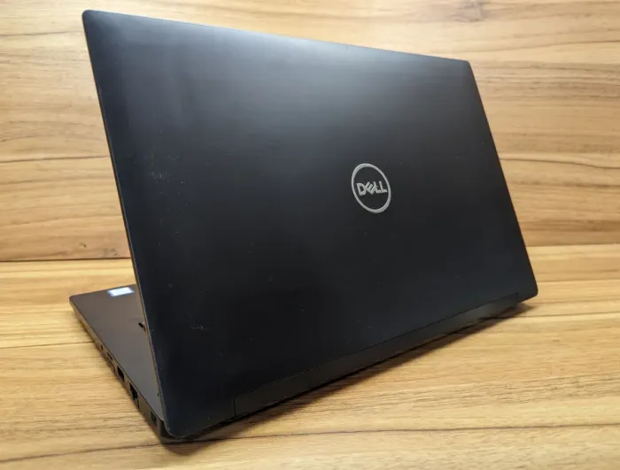 Ультрабук Dell Latitude 7490 / 14" (1920x1080) IPS / Intel Core i7-8650U (4 (8) ядра по 1.9 - 4.2 GHz) / 16 GB DDR4 / 512 GB SSD / Intel UHD Graphics 620 / WebCam / Windows 10 б/в - зображення 7