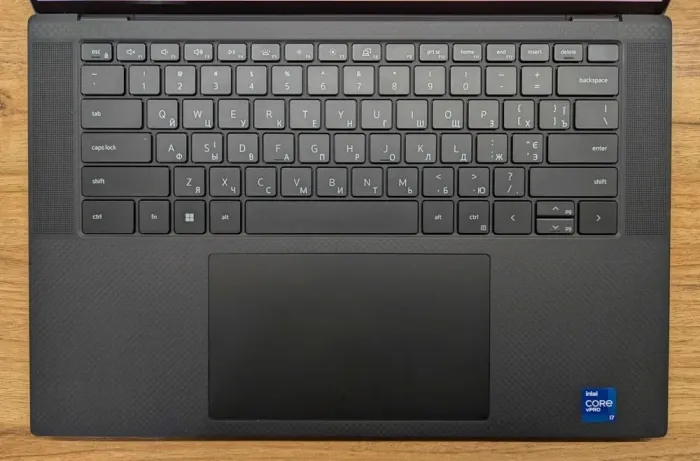 Мобільна робоча станція Dell Precision 5560 / 15.6" (3840x2160) IPS Touch / Intel Core i7-11850H (8 (16) ядер по 2.5 - 4.8 GHz) / 32 GB DDR4 / 512 GB SSD / nVidia Quadro T1200, 4 GB GDDR6, 128-bit / WebCam / Windows 11 б/в - зображення 3