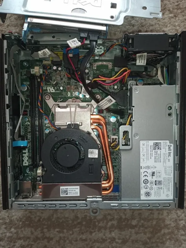 Неттоп Б-клас Dell OptiPlex 7010 USFF / Intel Core i3-3240 (2 (4) ядра по 3.4 GHz) / 8 GB DDR3 / 240 GB SSD / Intel HD Graphics 2500 / DVD-RW б/в - зображення 4