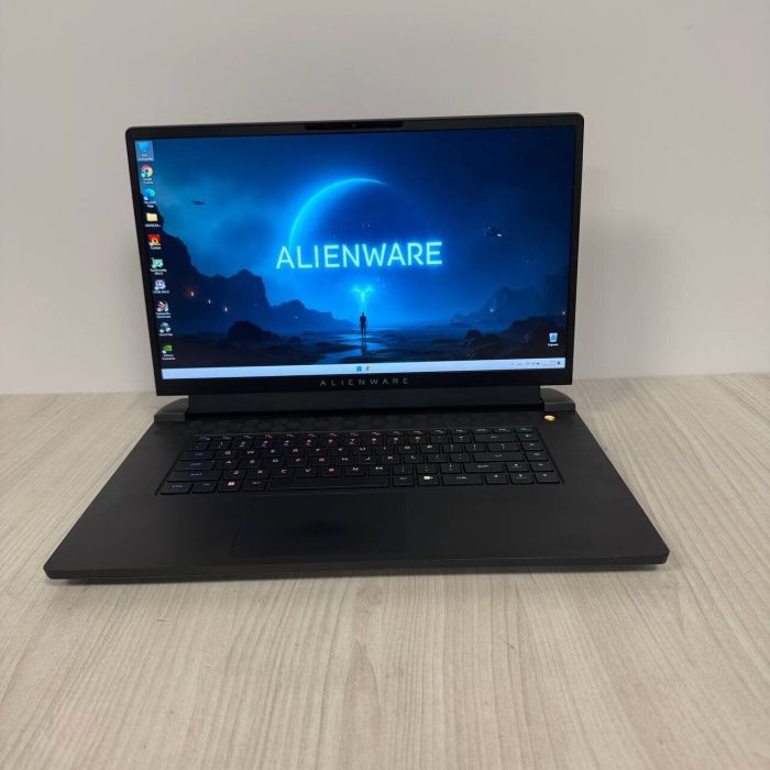 Ігровий ноутбук Б-клас Dell Alienware m17 R5 / 17.3" (1920x1080) IPS / AMD Ryzen 7 6800H (8 (16) ядер по 3.2 - 4.7 GHz) / 16 GB DDR5 / 1000 GB SSD NVMe / nVidia GeForce RTX 3060, 6 GB GDDR6, 192-bit / WebCam б/в - зображення 2