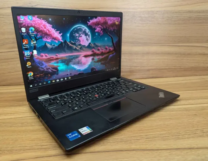 Ноутбук Б-клас Lenovo ThinkPad L13 Gen 2 / 13.3" (1920x1080) IPS / Intel Core i5-1135G7 (4 (8) ядра по 2.4 - 4.2 GHz) / 8 GB DDR4 / 512 GB SSD / Intel Iris Xe Graphics / WebCam / Windows 10 б/в - зображення 6