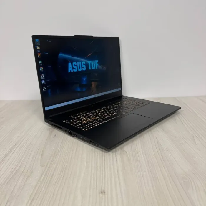 Ігровий ноутбук Asus TUF Gaming F17 FX707VV / 17.3" (1920x1080) IPS / Intel Core i7-13700H (14 (20) ядер по 2.4 - 5.0 GHz) / 32 GB DDR5 / 1000 GB SSD NVMe / nVidia GeForce RTX 4060, 8 GB GDDR6, 128-bit / WebCam б/в - зображення 4