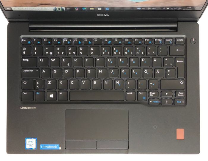 Ультрабук Б-клас Dell Latitude 7370 / 13.3" (1920x1080) IPS / Intel Core m7-6Y75 (2 (4) ядра по 1.2 - 3.1 GHz) / 8 GB DDR3 / 256 GB SSD / Intel HD Graphics 515 / WebCam / Win 10 Pro б/в - зображення 8