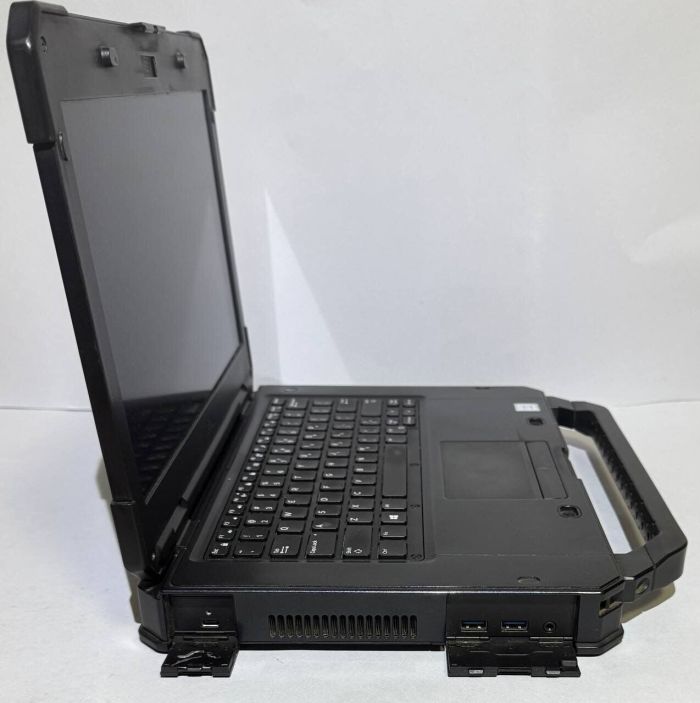 Захищений ноутбук Dell Latitude 5420 Rugged / 14" (1920x1080) IPS / Intel Core i7-8650U (4 (8) ядра по 1,9 - 4,2 ГГц) / 32 ГБ DDR4 / 512 ГБ SSD / AMD Radeon RX 540, 2 ГБ GDDR5, 128-біт / Веб-камера / Win 11 Pro / Два акумулятори б/в - зображення 2