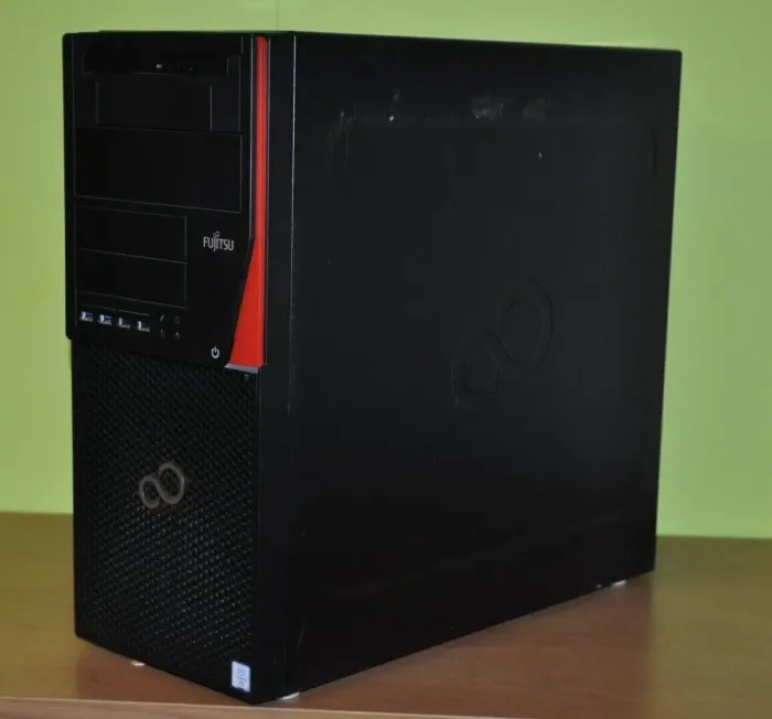 Комп'ютер Fujitsu Esprimo P756 E90 Tower / Intel Core i5-6500 (4 ядра по 3,2 - 3,6 ГГц) / 8 ГБ DDR4 / 160 ГБ HDD / nVidia GeForce GTX 745, 2 ГБ GDDR3, 128-біт / Windows 10 Pro б/в - зображення 2