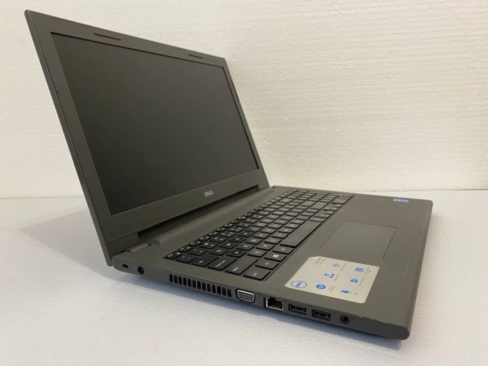 Ноутбук Б-клас Dell Vostro 3546 / 15.6" (1366x768) TN / Intel Core i3-4005U (2 (4) ядра по 1.7 GHz) / 8 GB DDR3 / 500 GB HDD / Intel HD Graphics 4400 / WebCam / DVD-RW б/в - зображення 5