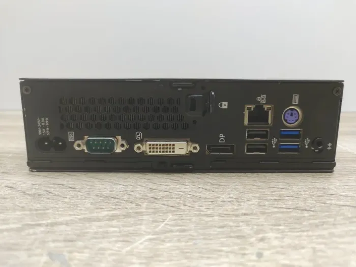 Неттоп Fujitsu Esprimo Q556 USFF / Intel Core i3-6100T (2 (4) ядра по 3.2 GHz) / 8 GB DDR4 / 240 GB SSD / Intel HD Graphics 530 б/в - зображення 3