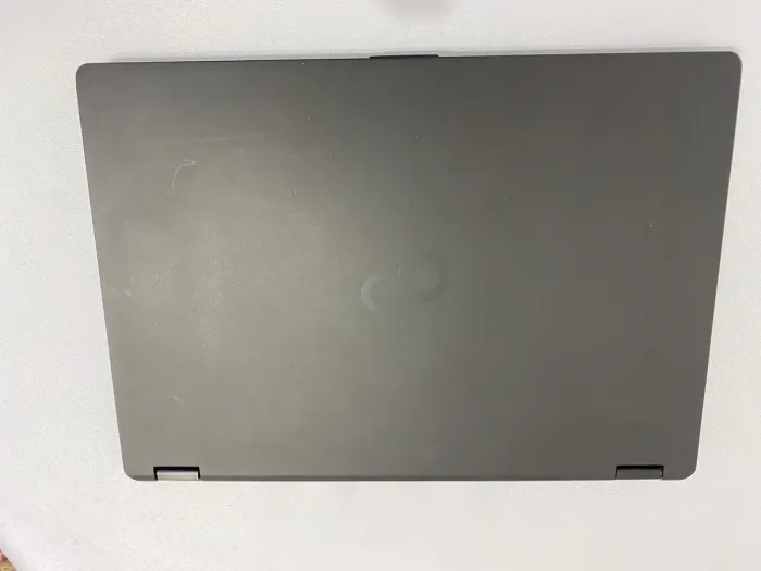 Ноутбук Fujitsu LifeBook U748 / 14" (1920x1080) IPS / Intel Core i5-7200U (2 (4) ядра по 2.5 - 3.1 GHz) / 12 GB DDR4 / 256 GB SSD / Intel HD Graphics 620 / WebCam б/в - зображення 9