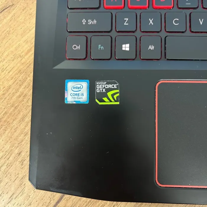 Ігровий ноутбук Б-клас Acer Aspire VX5-591G / 15.6" (1920x1080) IPS / Intel Core i5-7300HQ (4 ядра по 2.5 - 3.5 GHz) / 16 GB DDR4 / 256 GB SSD / nVidia GeForce GTX 1050 Ti, 4 GB GDDR5, 128-bit / WebCam б/в - зображення 8