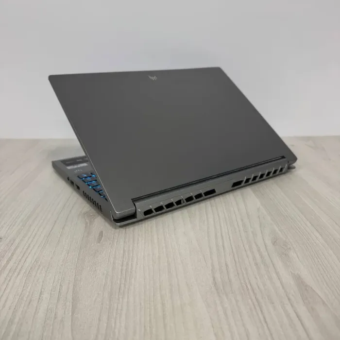 Ігровий ультрабук Б-клас Acer Predator Triton 300 SE PT314-52s / 14" (2880x1800) IPS / Intel Core i7-12700H (14 (20) ядер по 2.3 - 4.7 GHz) / 16 GB DDR5 / 2000 GB SSD NVMe / nVidia GeForce RTX 3060, 6 GB GDDR6, 192-bit / WebCam б/в - зображення 6